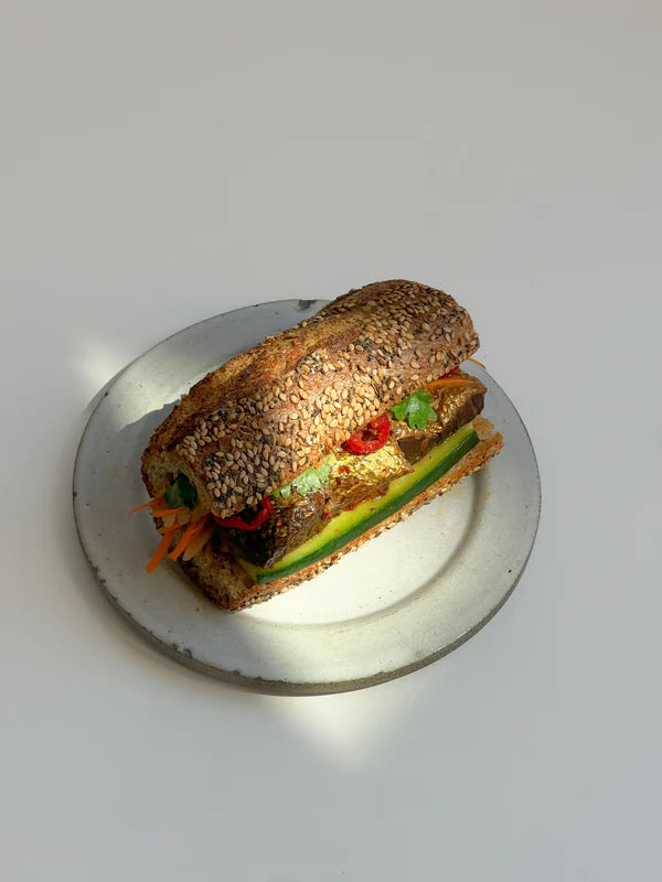Sweet & Spicy Zhong Salmon Bánh Mì