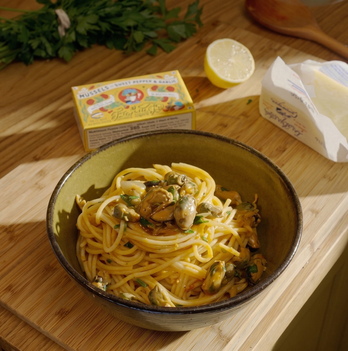 Sweet Pepper Mussels Spaghetti